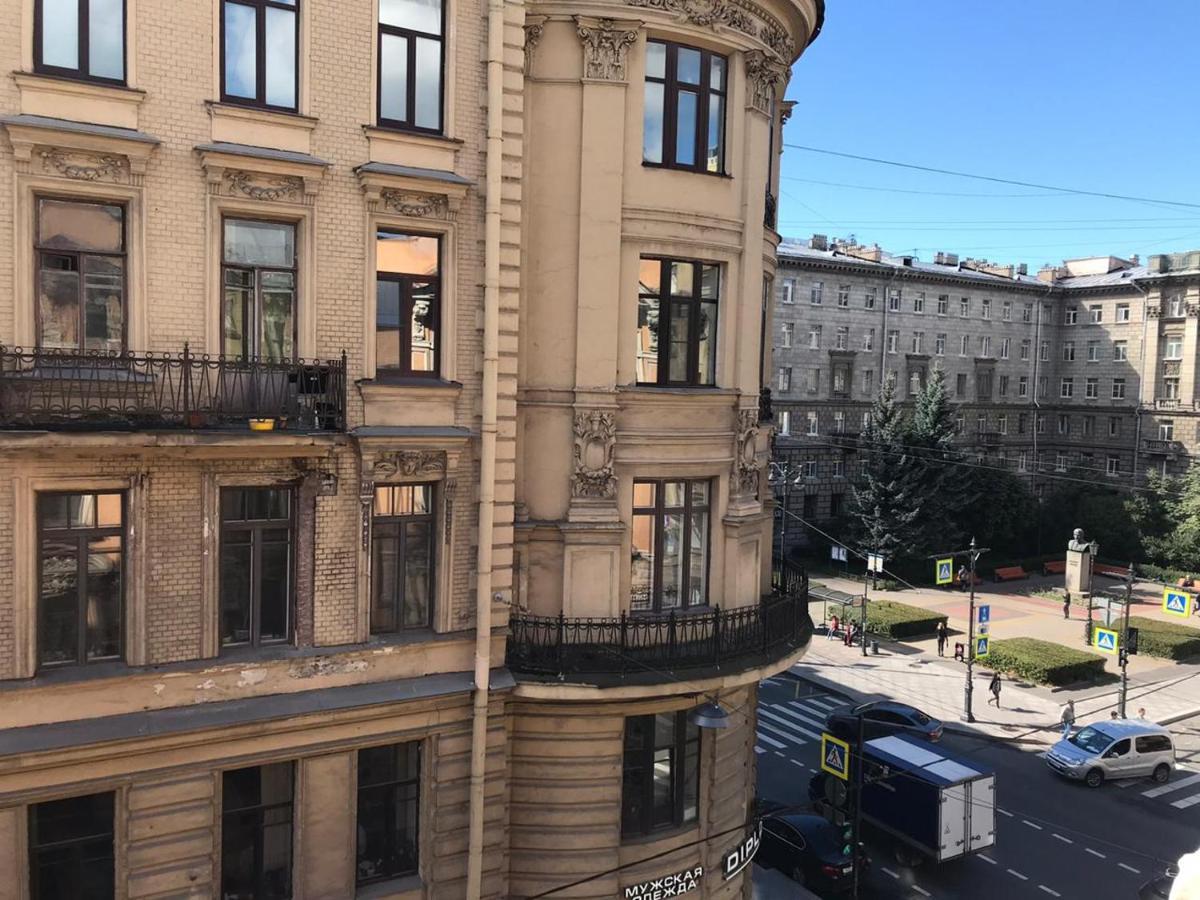 Solo Na Bolshom Prospekte Hotel San Petersburgo Exterior foto